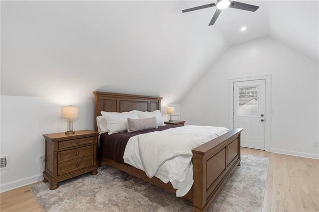 403 Rockbridge Road SW, Lilburn, GA 30047