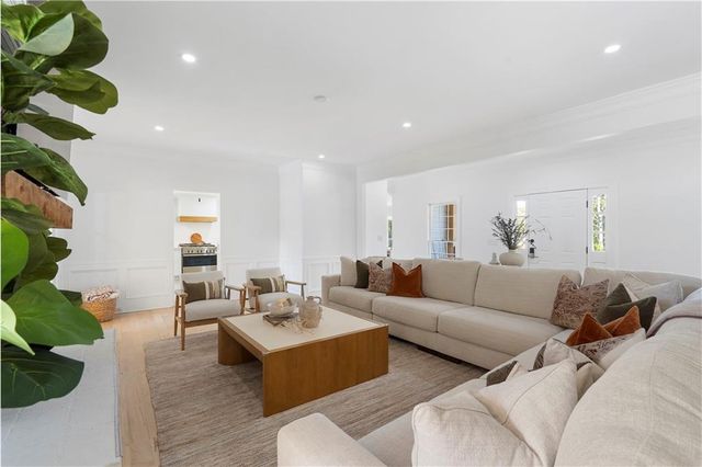 403 Rockbridge Road SW, Lilburn, GA 30047