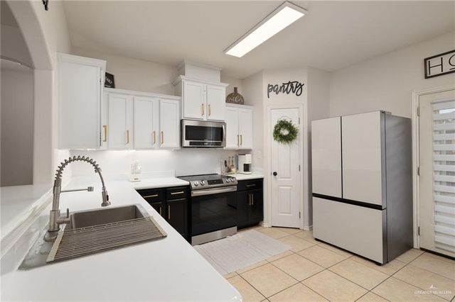3517 Prestwick Street, Edinburg, TX 78542