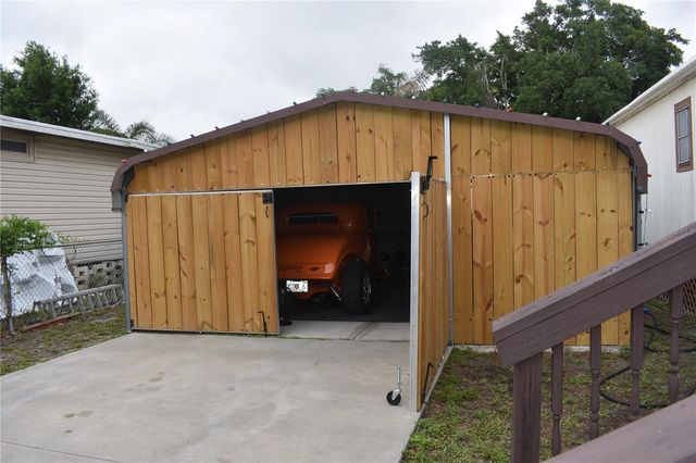 6581 50TH STREET N, Pinellas Park, FL 33781