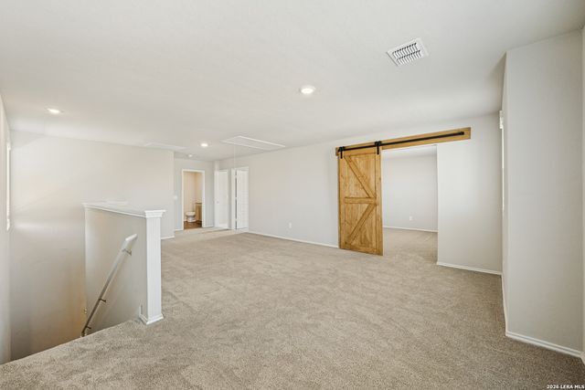 2074 Palmer Pl, San Antonio, TX 78109