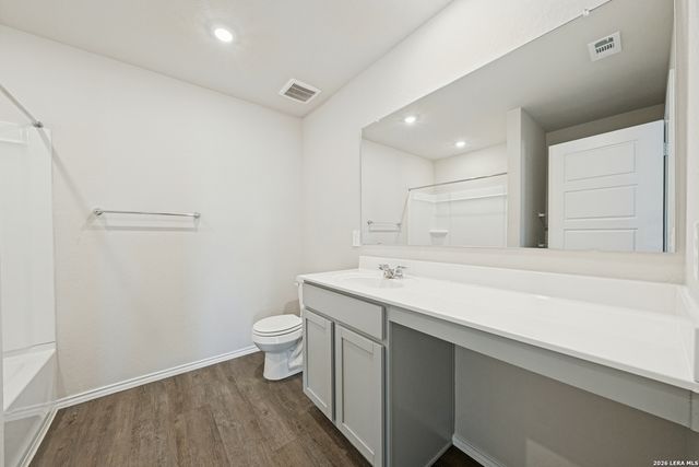 2074 Palmer Pl, San Antonio, TX 78109