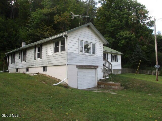 241 Stony Creek Road, Hadley, NY 12835