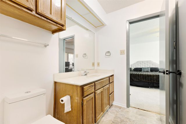 2540 Indigo Lane, Arlington, TX 76015