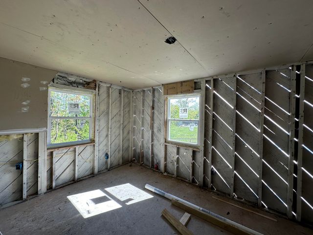 357 Mine 18 Road, Stearns, KY 42647