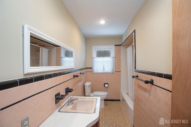 255 Harding Boulevard, Matawan, NJ 07747