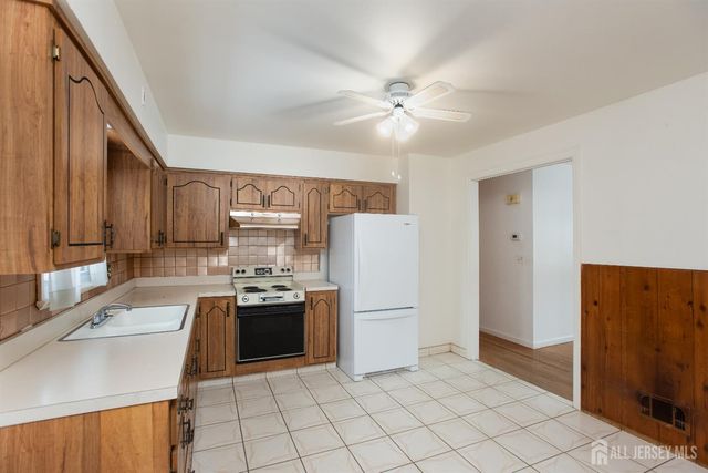 255 Harding Boulevard, Matawan, NJ 07747