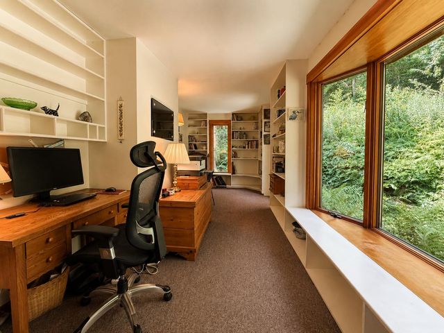 1123 Snipe Ireland Road, Richmond, VT 05477