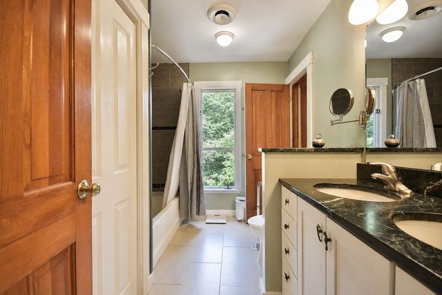 1123 Snipe Ireland Road, Richmond, VT 05477