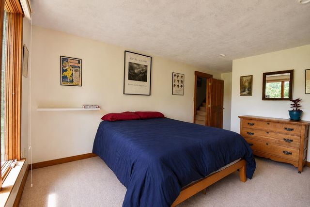 1123 Snipe Ireland Road, Richmond, VT 05477