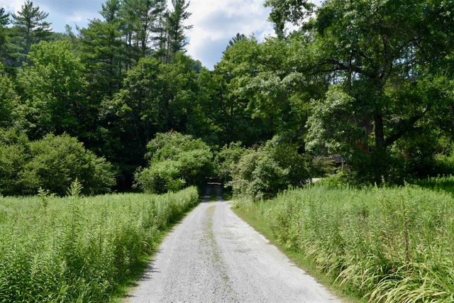 1123 Snipe Ireland Road, Richmond, VT 05477