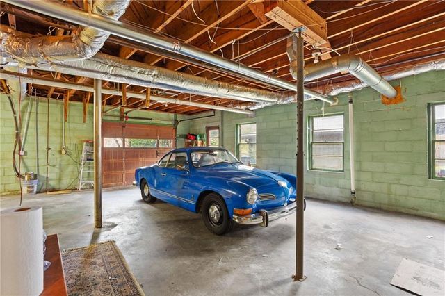 647 Willivee Drive, Decatur, GA 30033