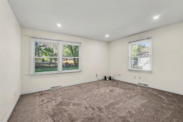 5699 Lamplighter Lane, Kalamazoo, MI 49009