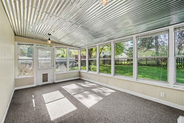 5699 Lamplighter Lane, Kalamazoo, MI 49009