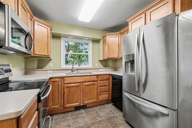 5699 Lamplighter Lane, Kalamazoo, MI 49009
