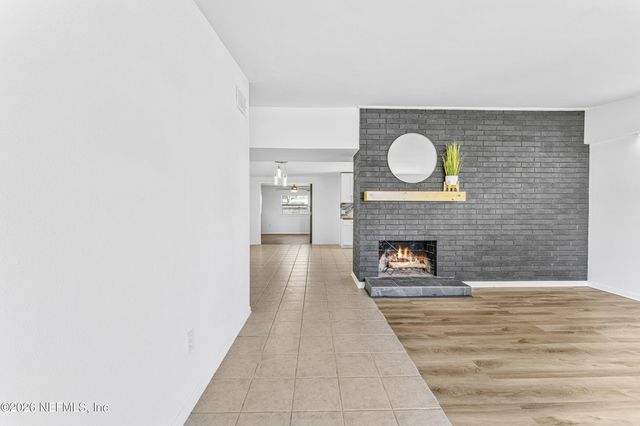 160 RIVER Drive, East Palatka, FL 32131