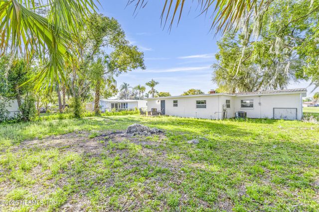 160 RIVER Drive, East Palatka, FL 32131