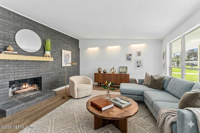 160 RIVER Drive, East Palatka, FL 32131