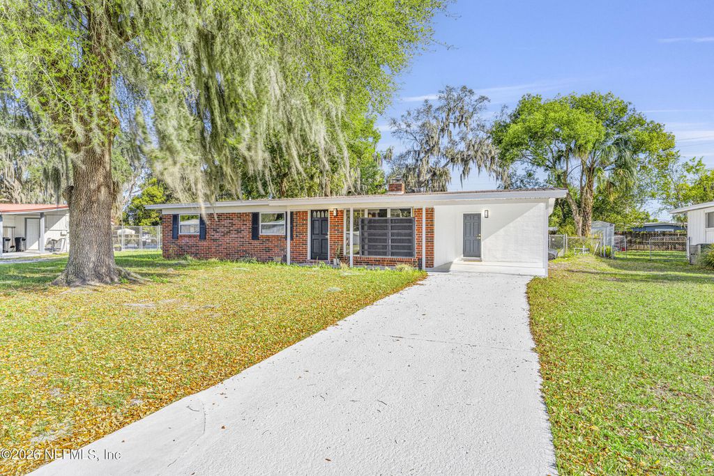 160 RIVER Drive, East Palatka, FL 32131