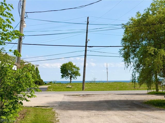 4881 Fess Drive, Geneva On The Lake, OH 44041