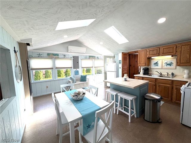 4881 Fess Drive, Geneva On The Lake, OH 44041
