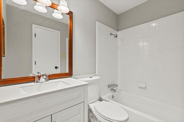 900 Wandering Way Drive, Allen, TX 75002