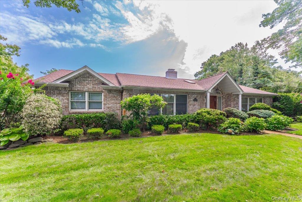 899 Green Place, Woodmere, NY 11598 — photo 2
