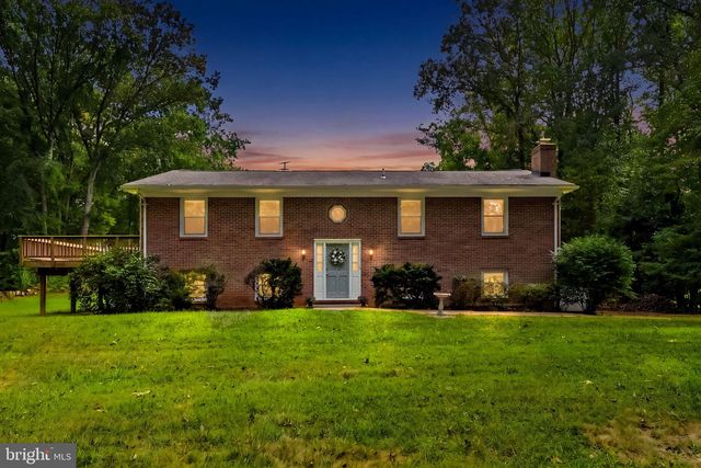 5483 BEACH RD, Midland, VA 22728