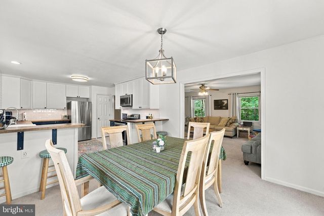 5483 BEACH RD, Midland, VA 22728