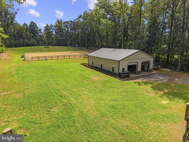 5483 BEACH RD, Midland, VA 22728