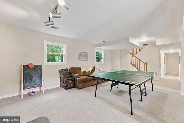 5483 BEACH RD, Midland, VA 22728