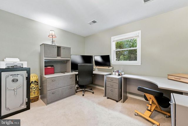 5483 BEACH RD, Midland, VA 22728