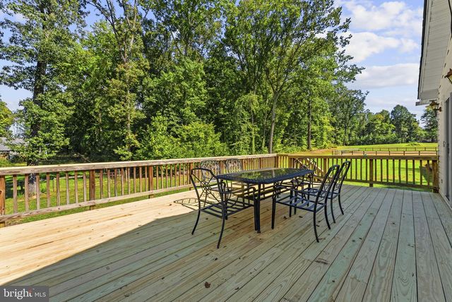 5483 BEACH RD, Midland, VA 22728