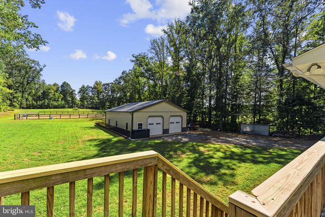 5483 BEACH RD, Midland, VA 22728
