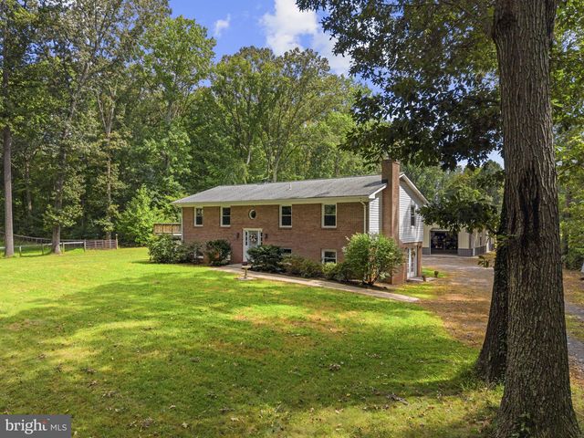 5483 BEACH RD, Midland, VA 22728