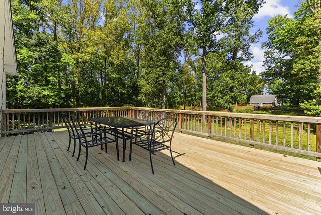 5483 BEACH RD, Midland, VA 22728