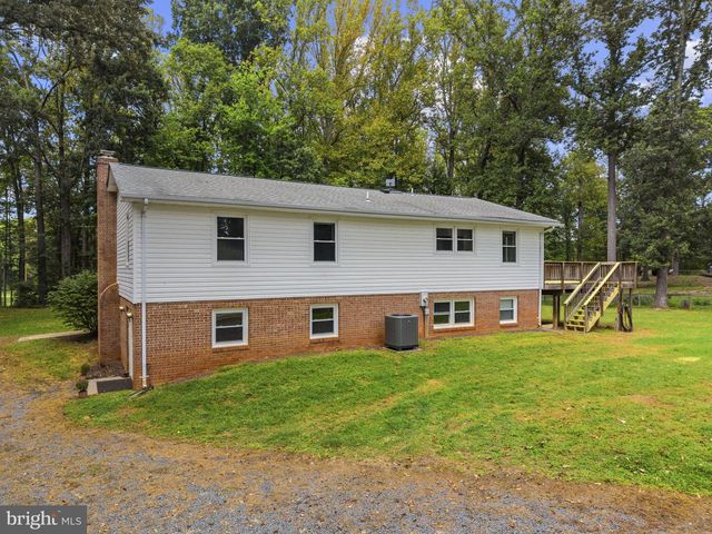 5483 BEACH RD, Midland, VA 22728