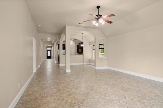 110 Logan Pass Court, Montgomery, TX 77316