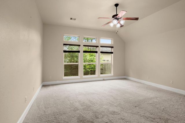 110 Logan Pass Court, Montgomery, TX 77316