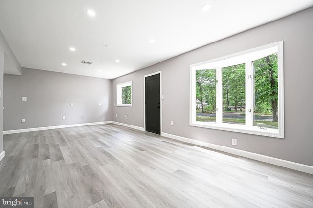 2722 SUNSET AVE, Williamstown, NJ 08094