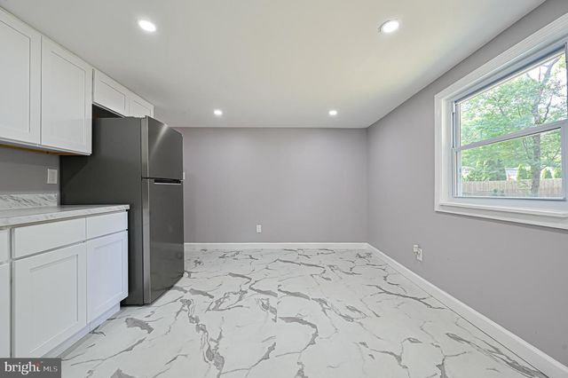 2722 SUNSET AVE, Williamstown, NJ 08094