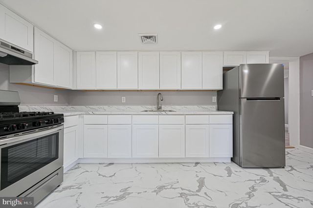 2722 SUNSET AVE, Williamstown, NJ 08094