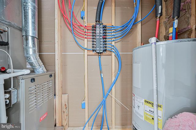 2722 SUNSET AVE, Williamstown, NJ 08094