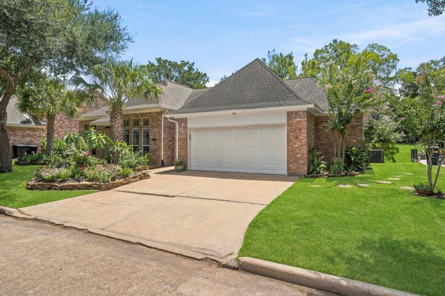 4610 Lake Village Drive, Fulshear, TX 77441