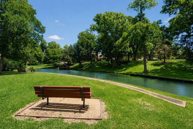 4610 Lake Village Drive, Fulshear, TX 77441