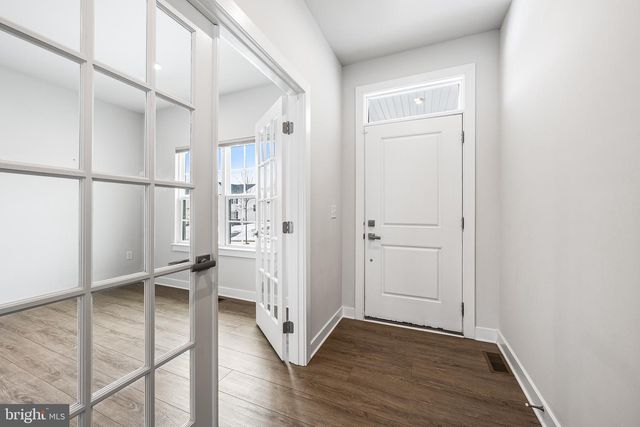 1079 WOODMONT LN, Catasauqua, PA 18032