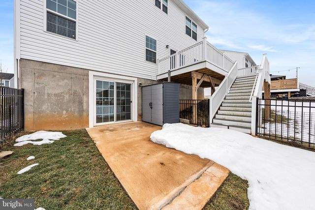 1079 WOODMONT LN, Catasauqua, PA 18032