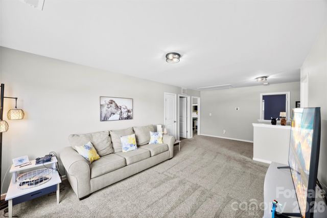 5045 Ashley Place Drive, Bessemer City, NC 28016