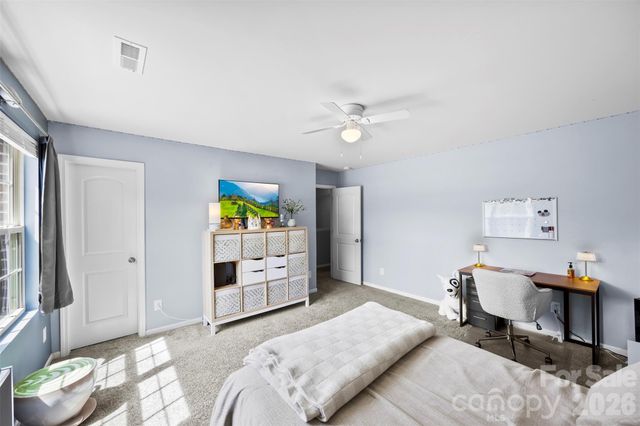 5045 Ashley Place Drive, Bessemer City, NC 28016