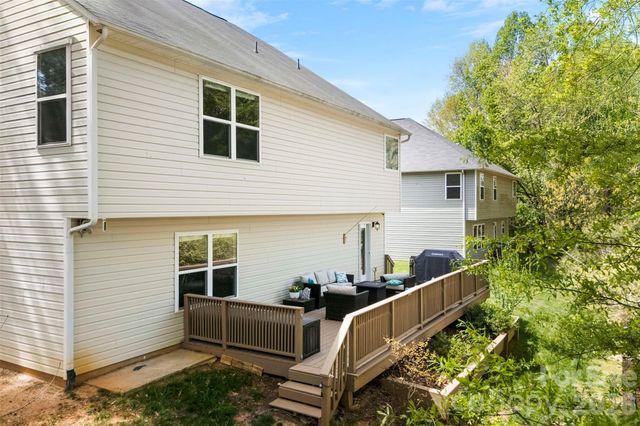 5045 Ashley Place Drive, Bessemer City, NC 28016